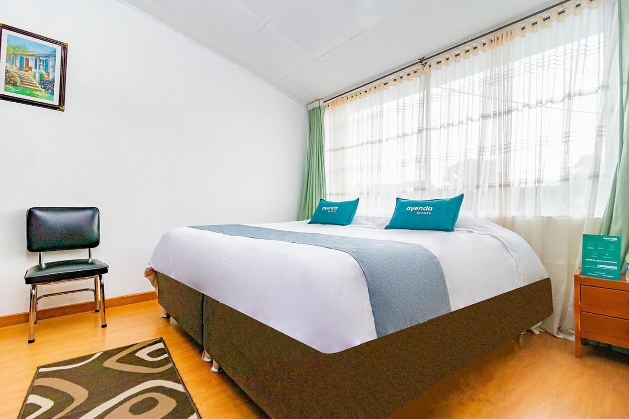Ayenda 1080 Bogota Alpes Castellana Bed & Breakfast Exterior photo