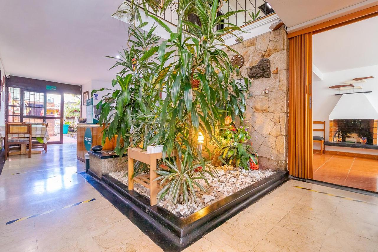 Ayenda 1080 Bogota Alpes Castellana Bed & Breakfast Exterior photo