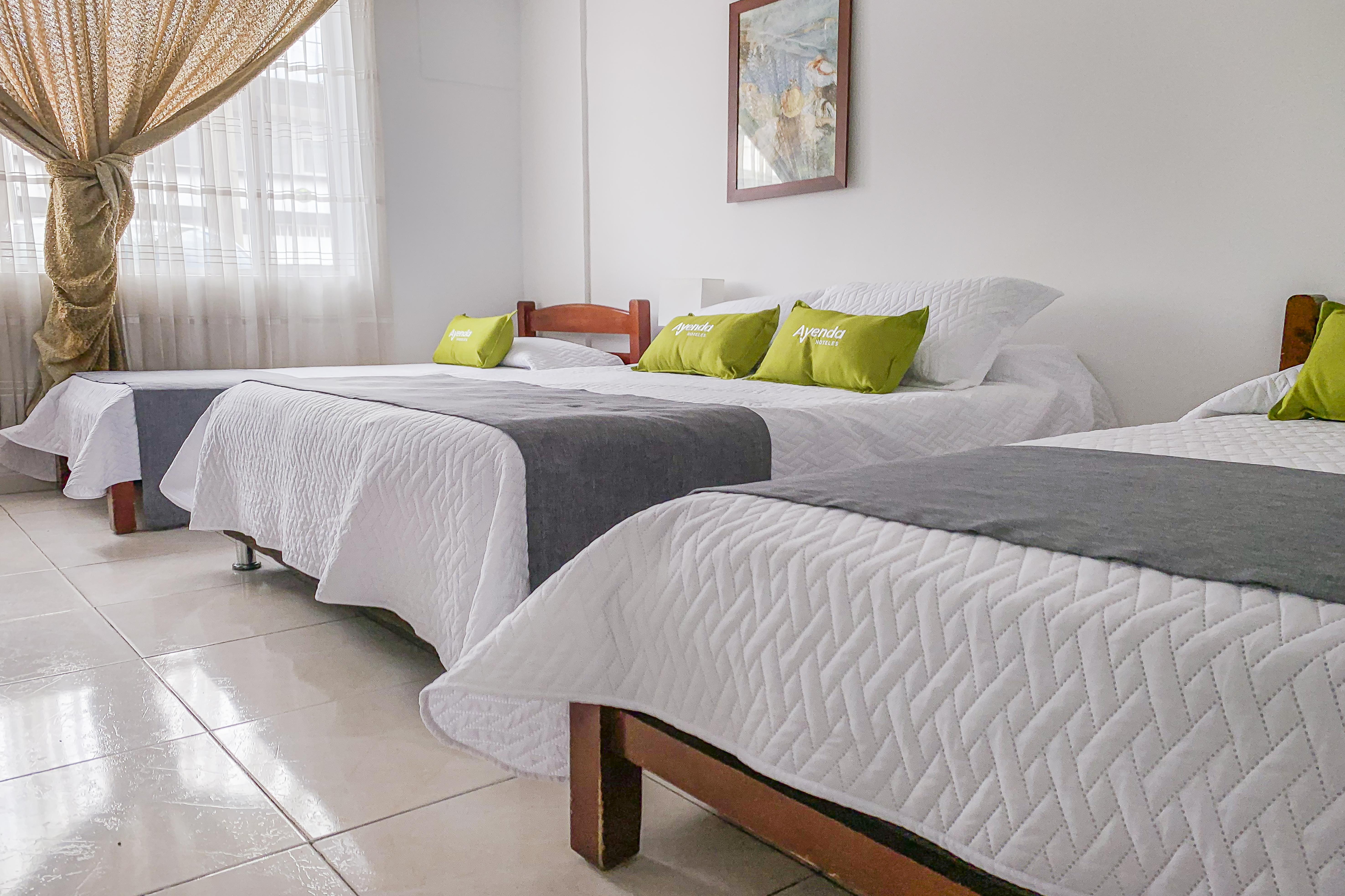 Ayenda 1080 Bogota Alpes Castellana Bed & Breakfast Exterior photo